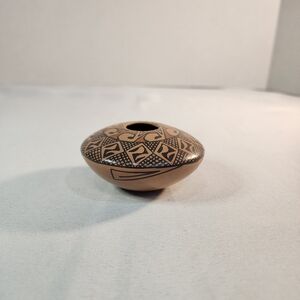 Handcrafted Collectible Mata Ortiz Pottery Seed Pot by Elena Mora